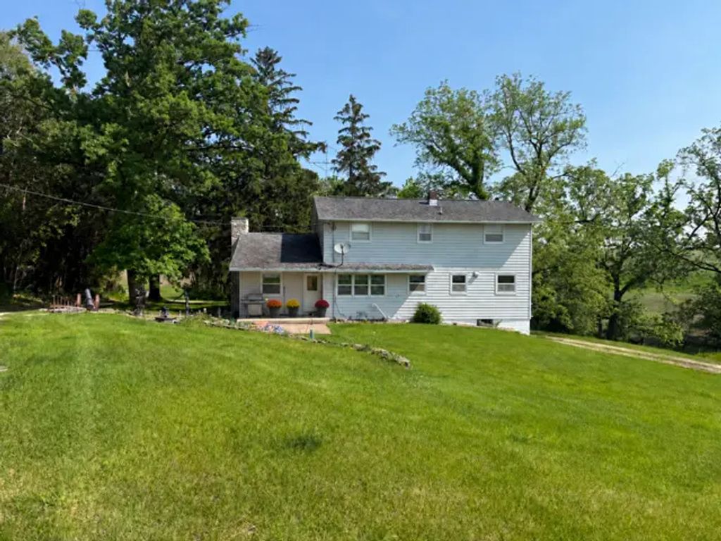 15497 Meiners Road, Caledonia