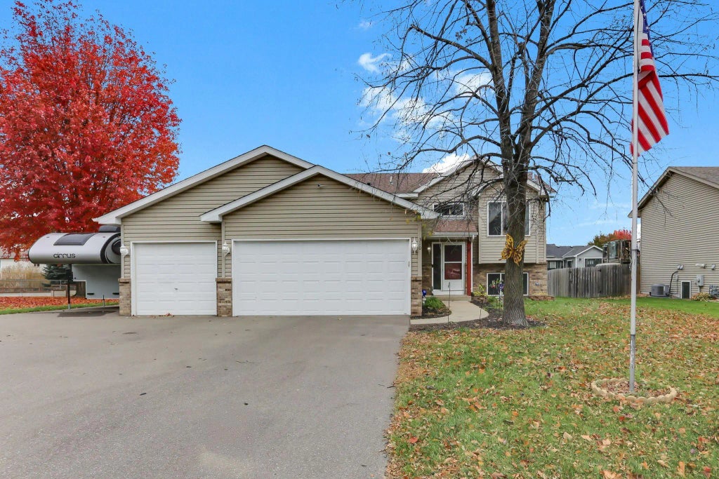 310 Flintwood Street Sw, Isanti