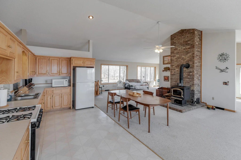 7891 Cynthia Lane Ne, Remer