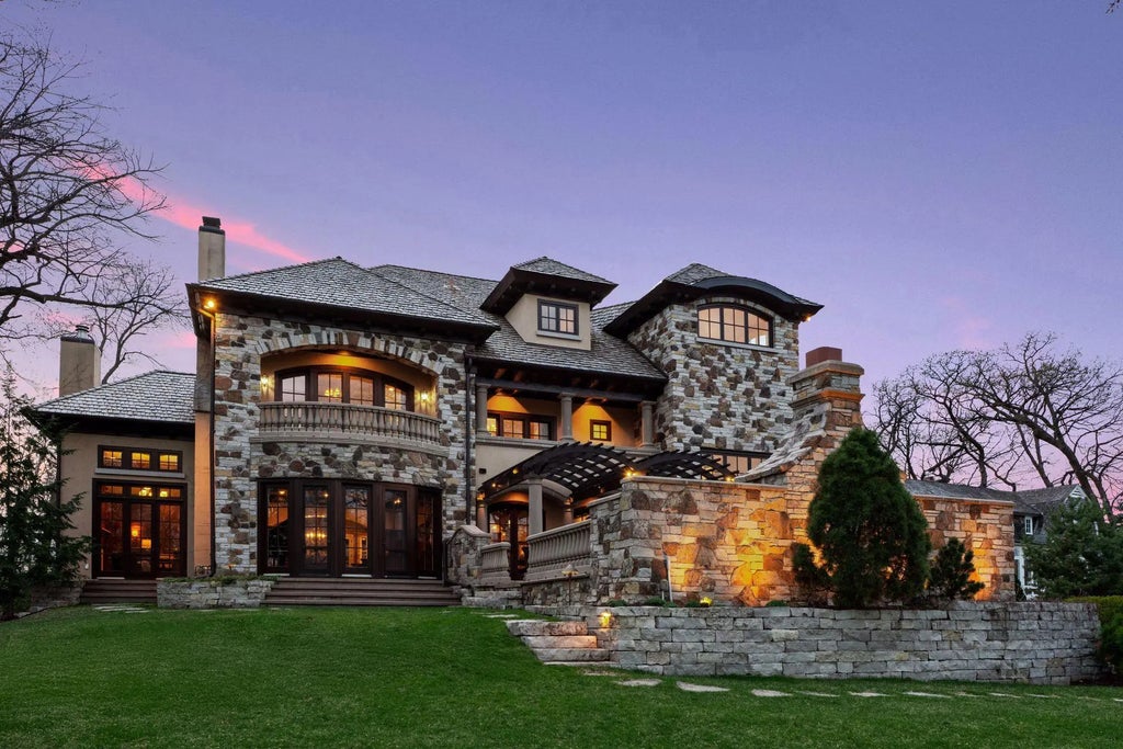 3408 Zenith Avenue S, Minneapolis