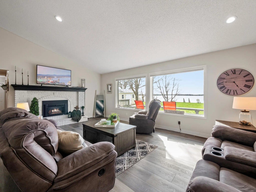 10823 Big Chip Road Nw, Brandon