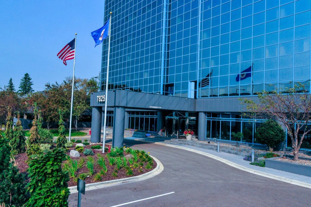 7825 Washington Avenue S, Bloomington