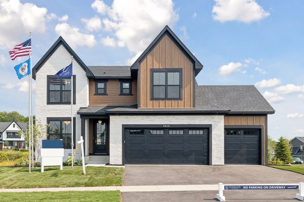 4612 Meadowview Lane, Minnetrista