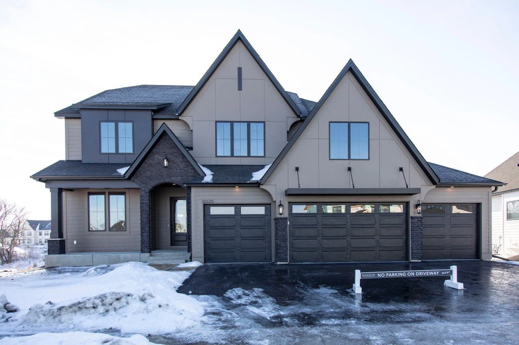 10320 Peony Lane N, Maple Grove