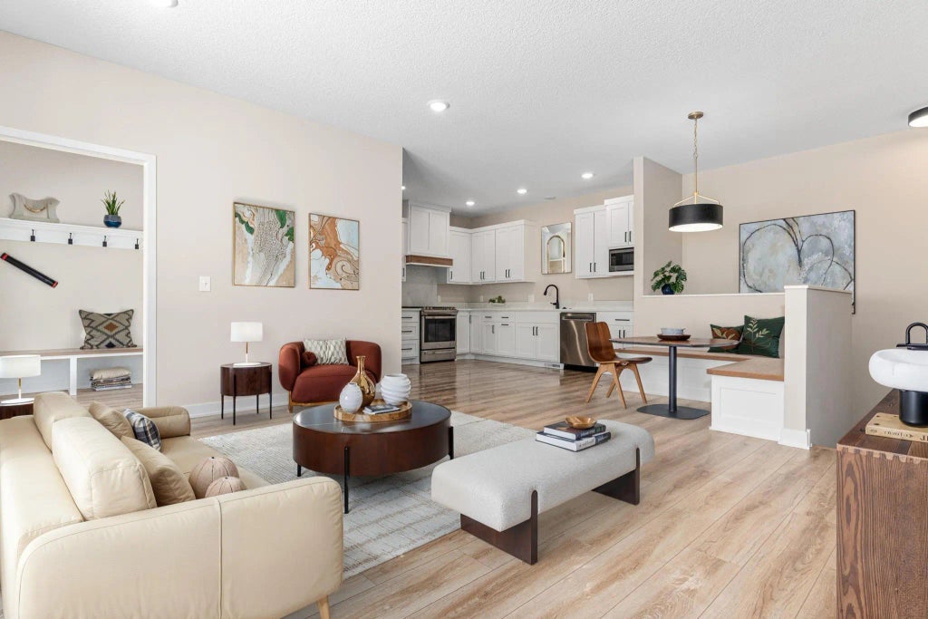 2452 County Road D W, Roseville