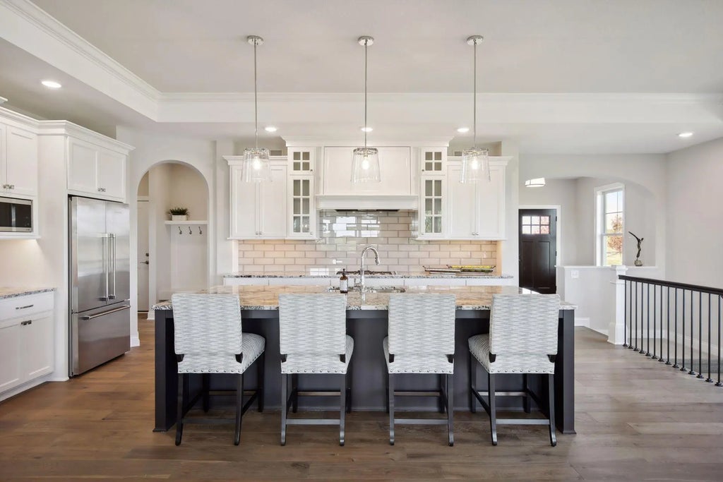 6369 Lakeside Drive, Victoria