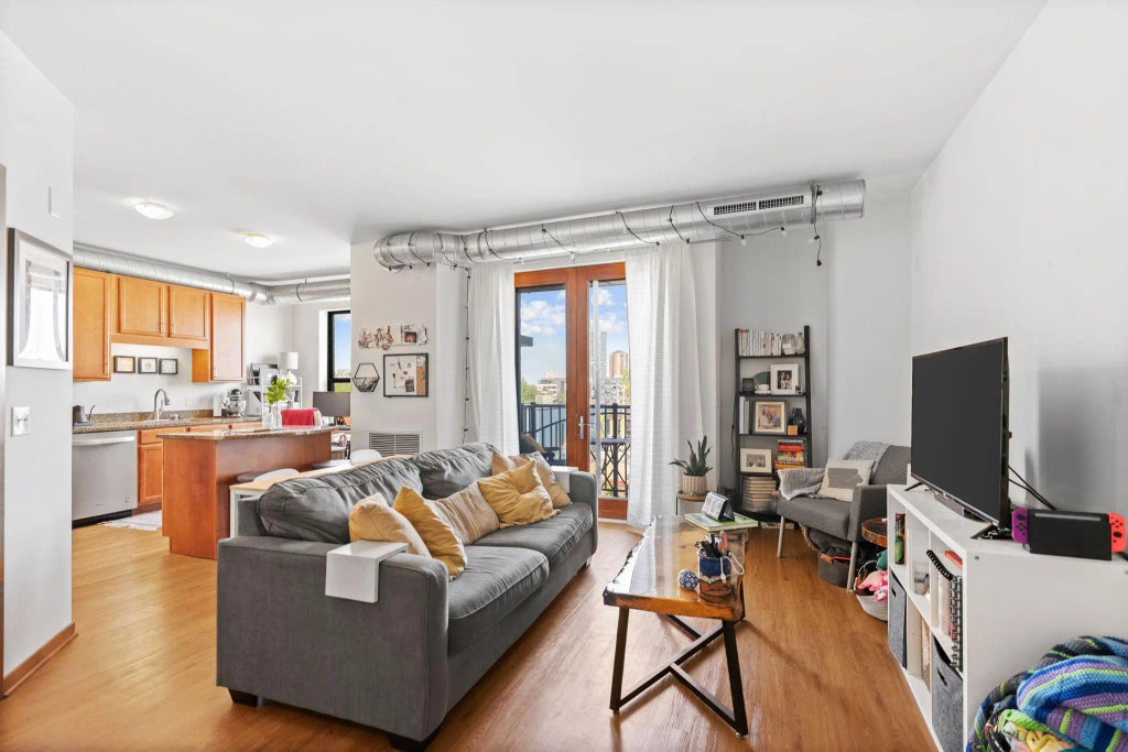 15 E Franklin Avenue 320, Minneapolis