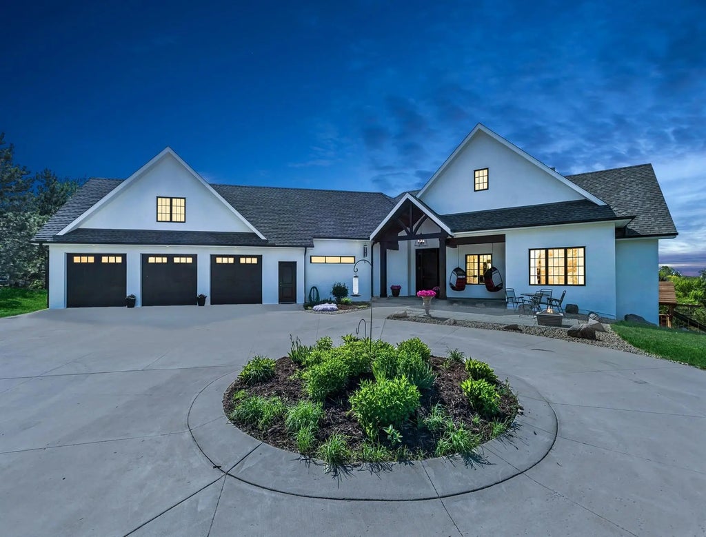 2169 Ibson Avenue Se, Buffalo