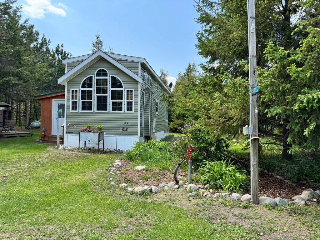 215 Marshall Avenue, Henning