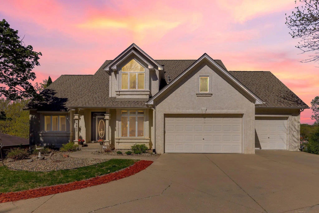 15807 West Avenue Se, Prior Lake