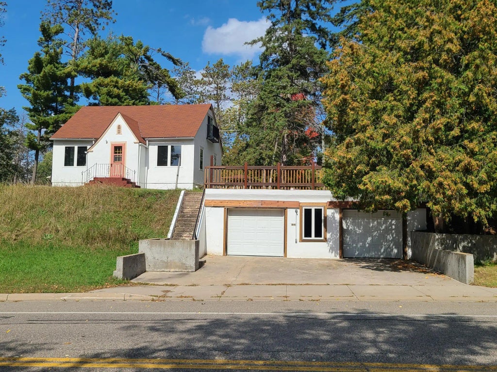 103 Sw 4th Street, Grand Rapids