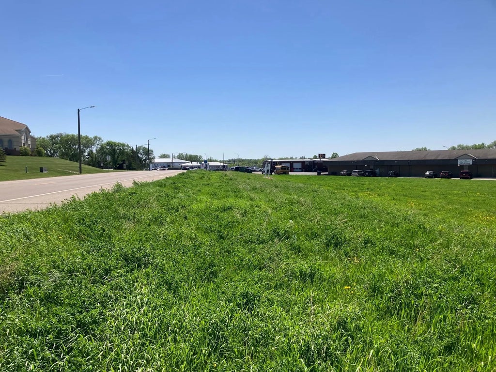 1241 College Way, Fergus Falls