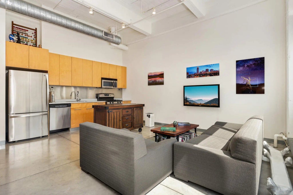 700 Washington Avenue N 615, Minneapolis