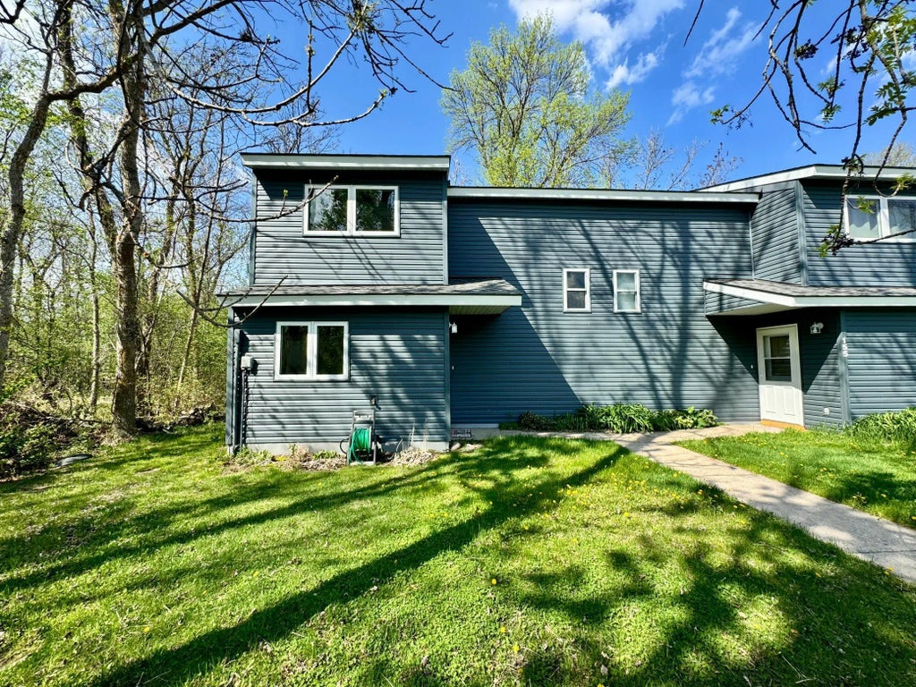 37489 Elm Drive A, Warroad