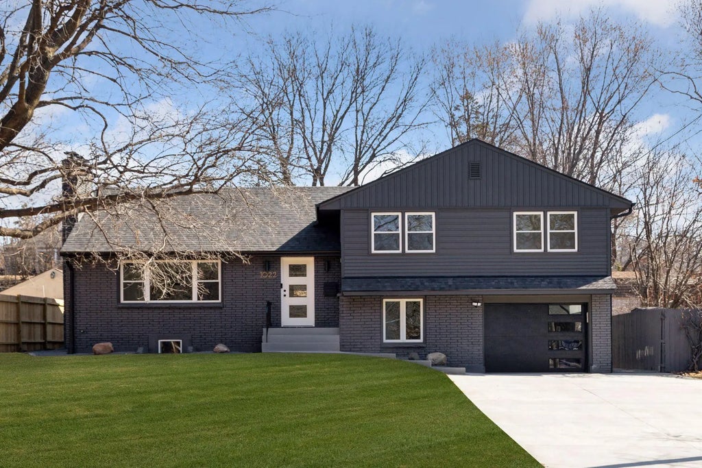 1022 Fairview Avenue S, Saint Paul