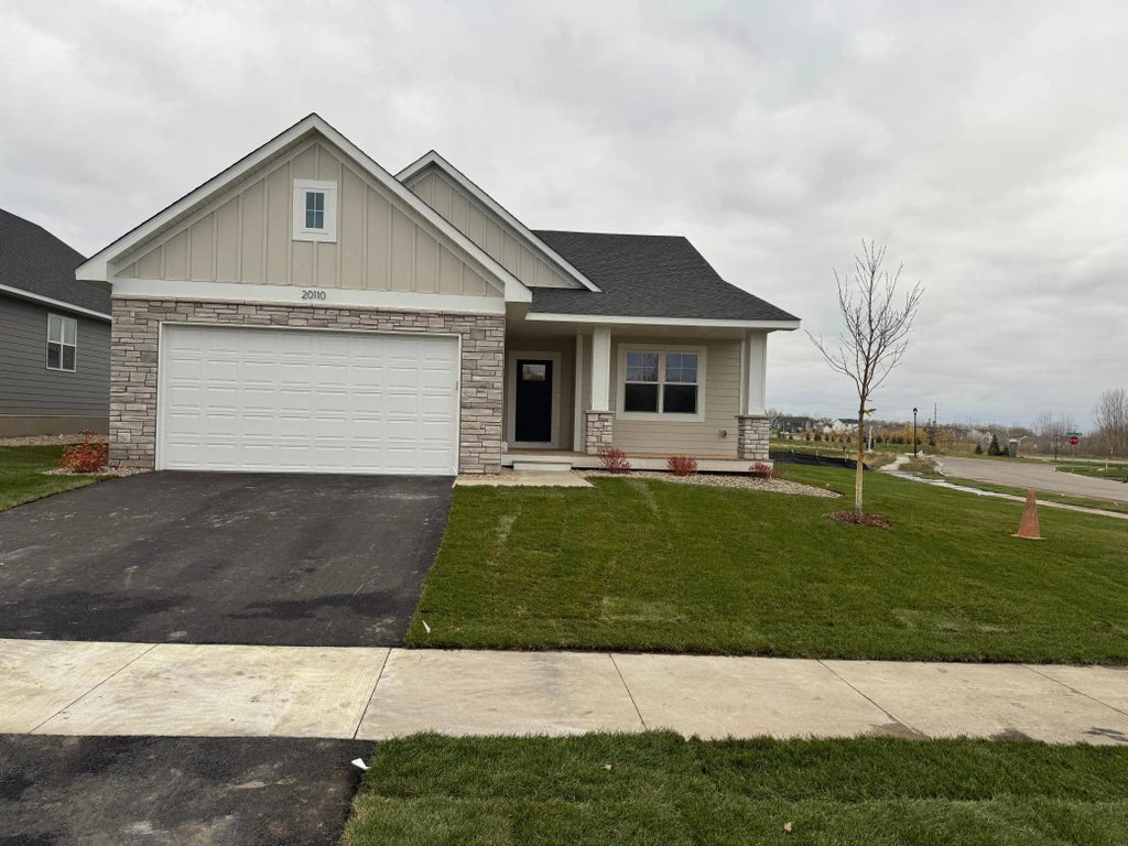 20110 Globe Drive, Lakeville