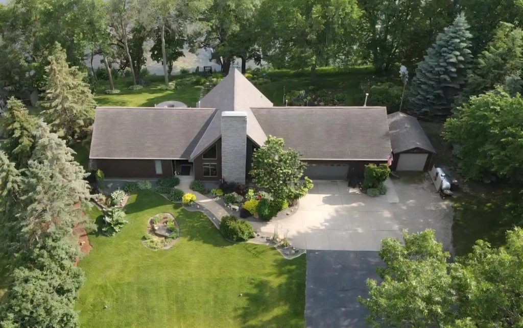 72959 235th Street, Dassel