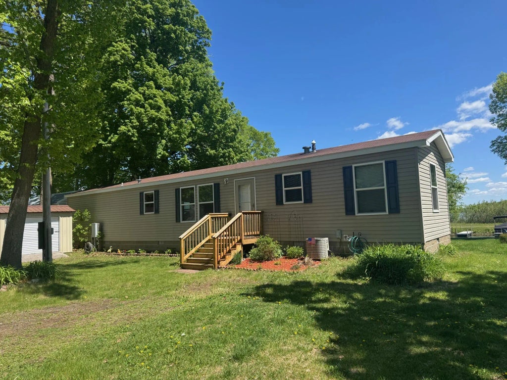 39872 E Moose Lane, Wahkon