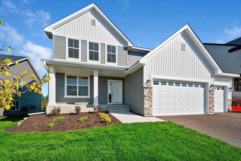 1969 S Lusitano Street, Shakopee