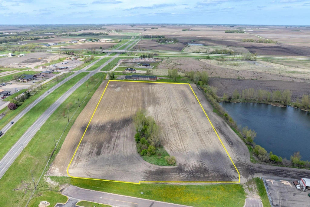 1201 Buccaneer Drive, Blue Earth