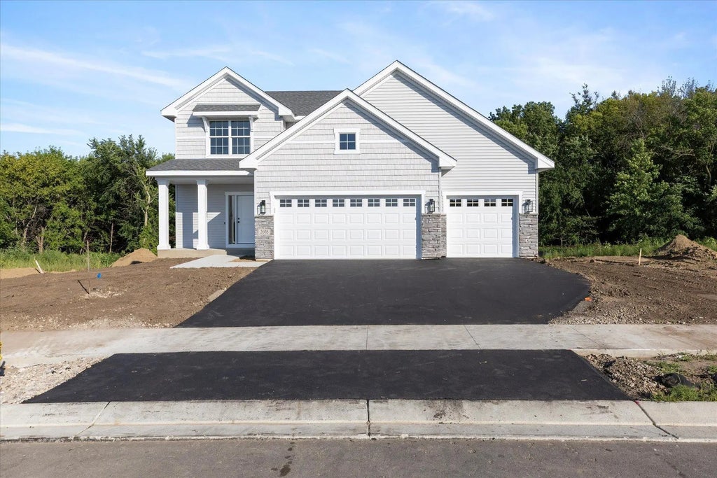 2065 Lusitano Street, Shakopee