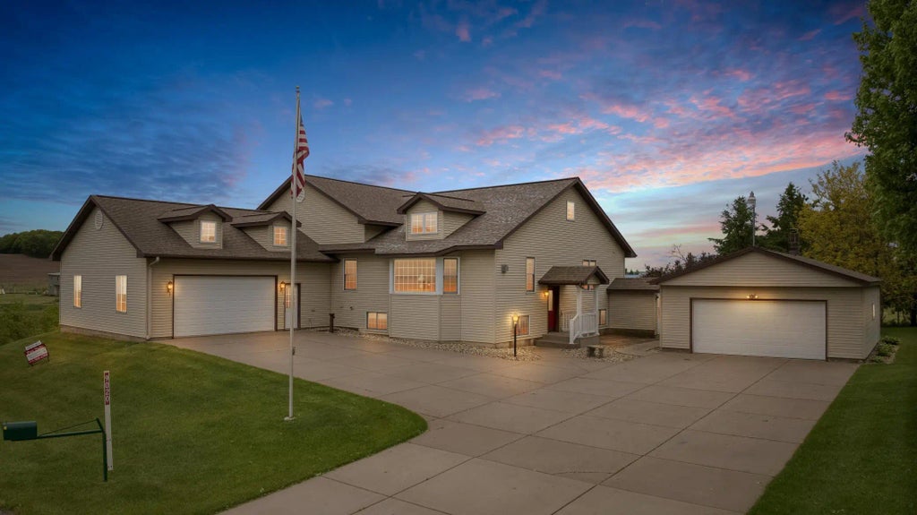 9020 120th Avenue, Tilden Twp