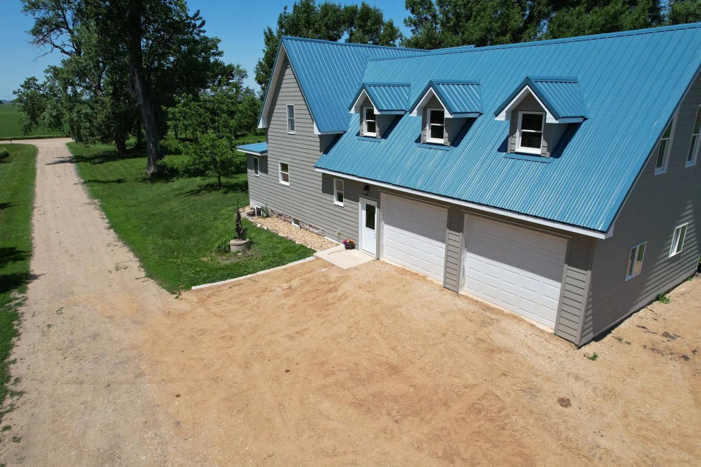 2032 70th Avenue, Altona Twp