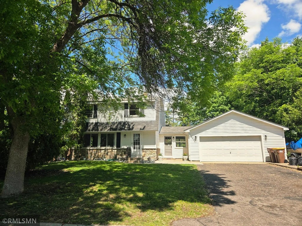 2531 Mayfair Avenue, White Bear Lake