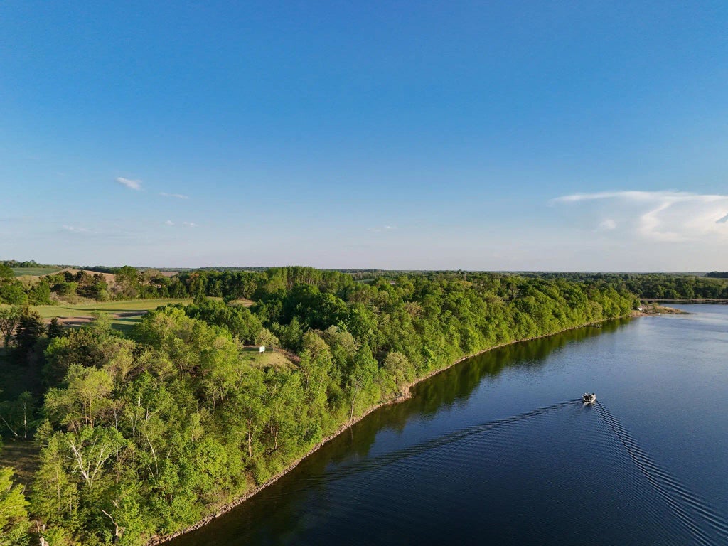 330xx 452nd St [a3], Vergas