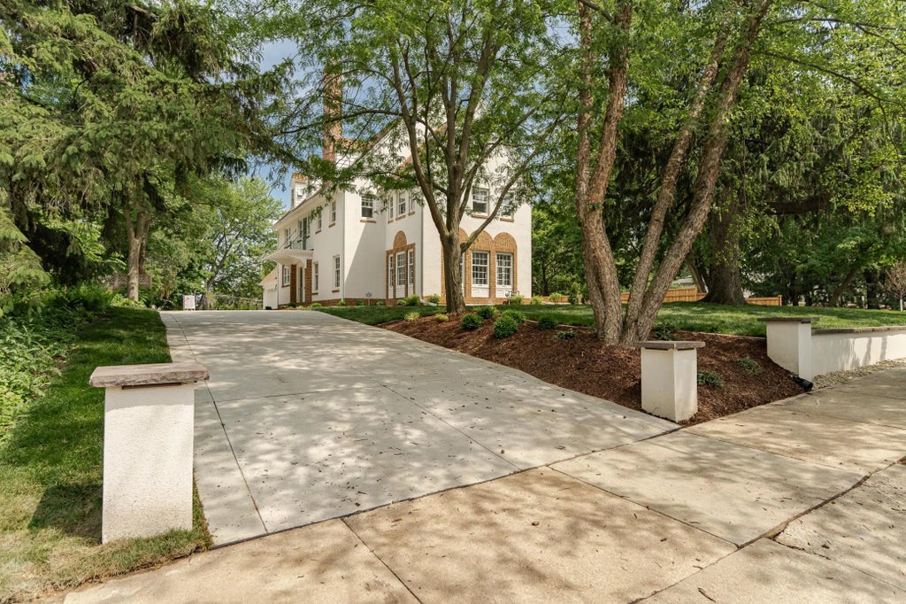 925 6th Street Sw, Rochester