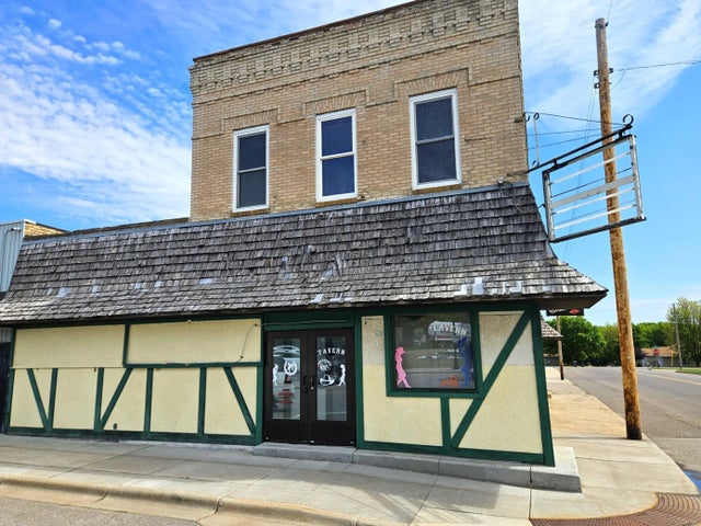 100 4th Avenue N, Foley