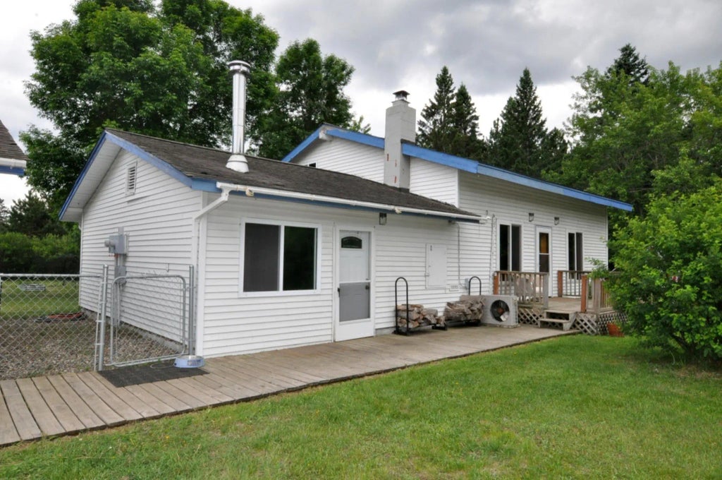 24892 277th Avenue, Nevis