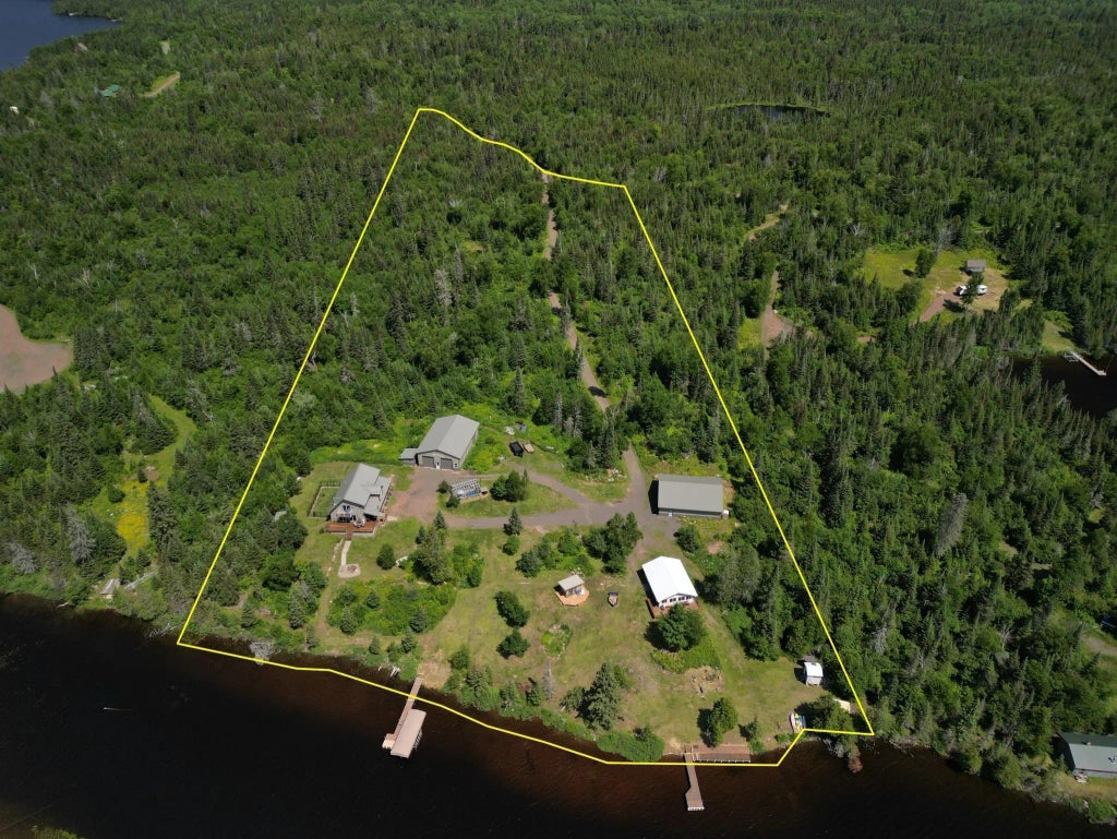 1339 Tom Lake Road, Hovland