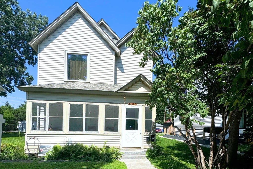 4105 Colfax Avenue N, Minneapolis