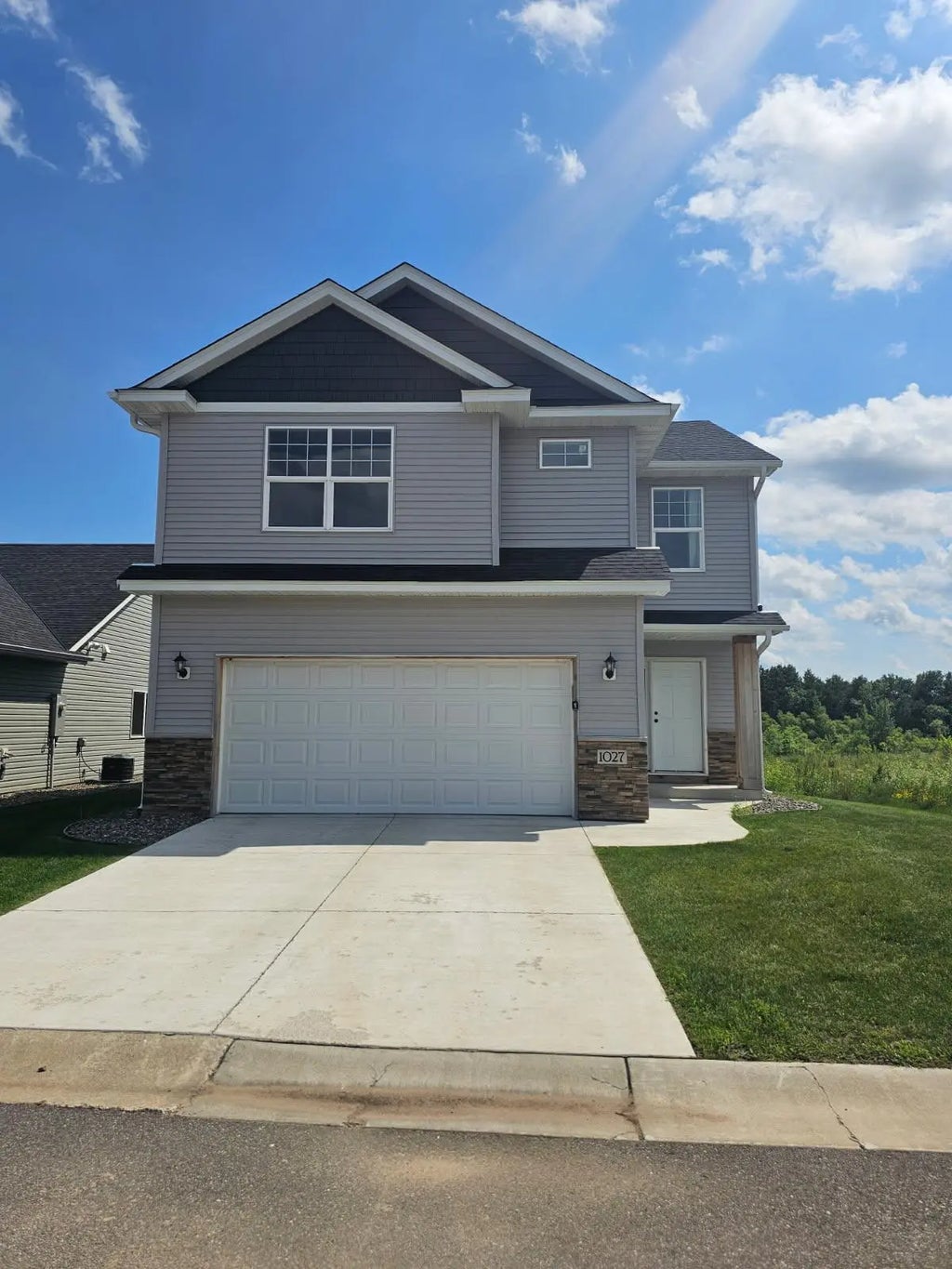 1027 45th Avenue Ne, Saint Cloud