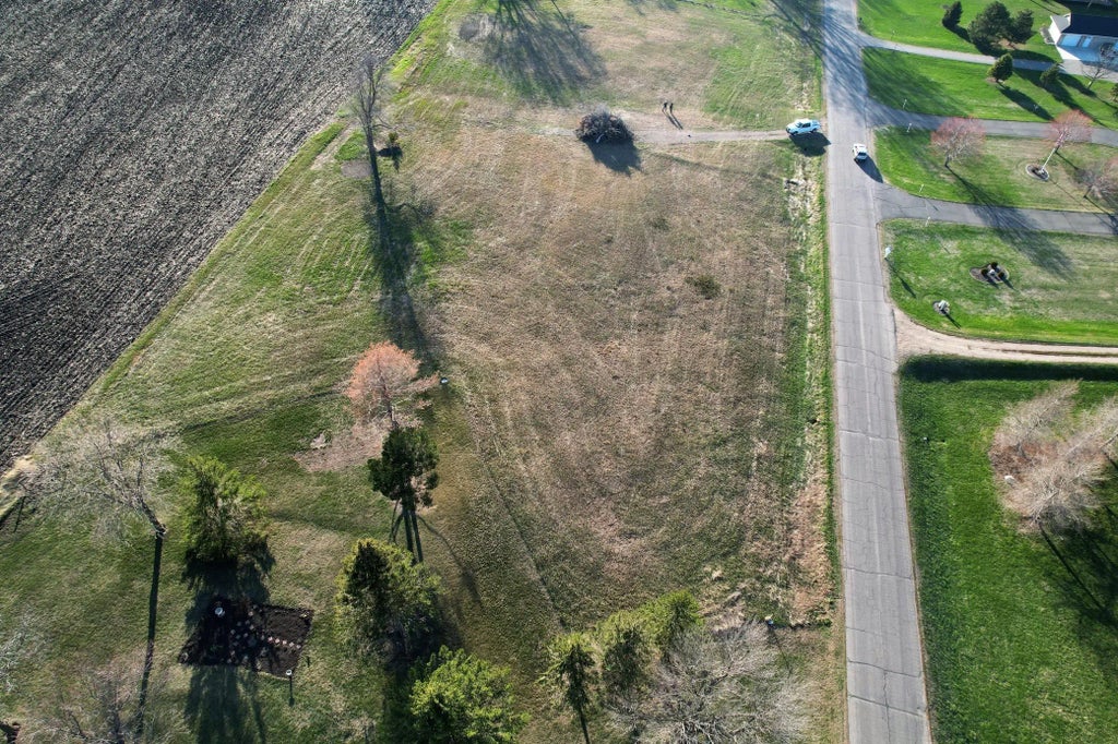 368th Avenue, Montevideo