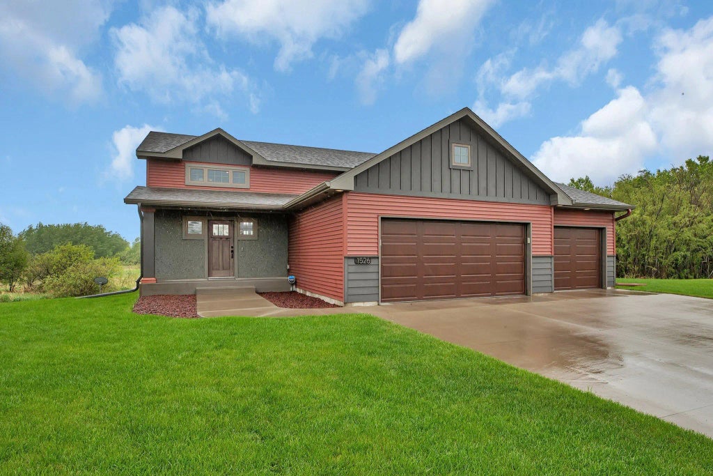 1526 Prairie View Lane Ne, Sauk Rapids