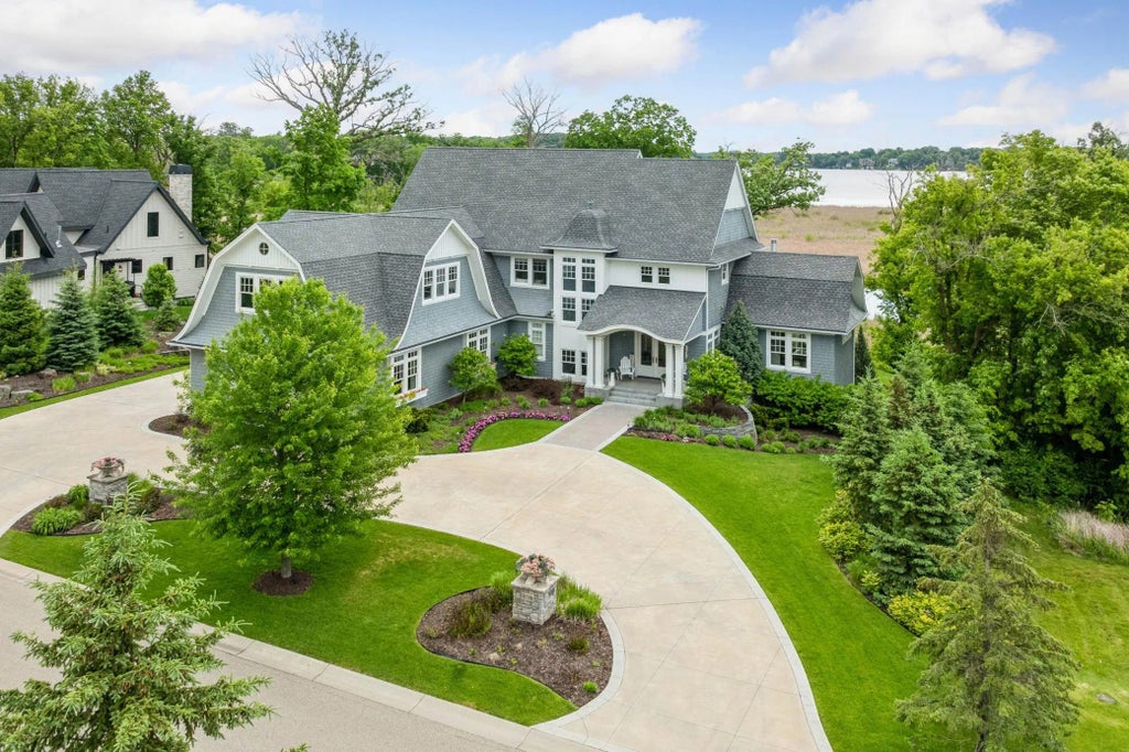 3758 Woodland Cove Parkway, Minnetrista