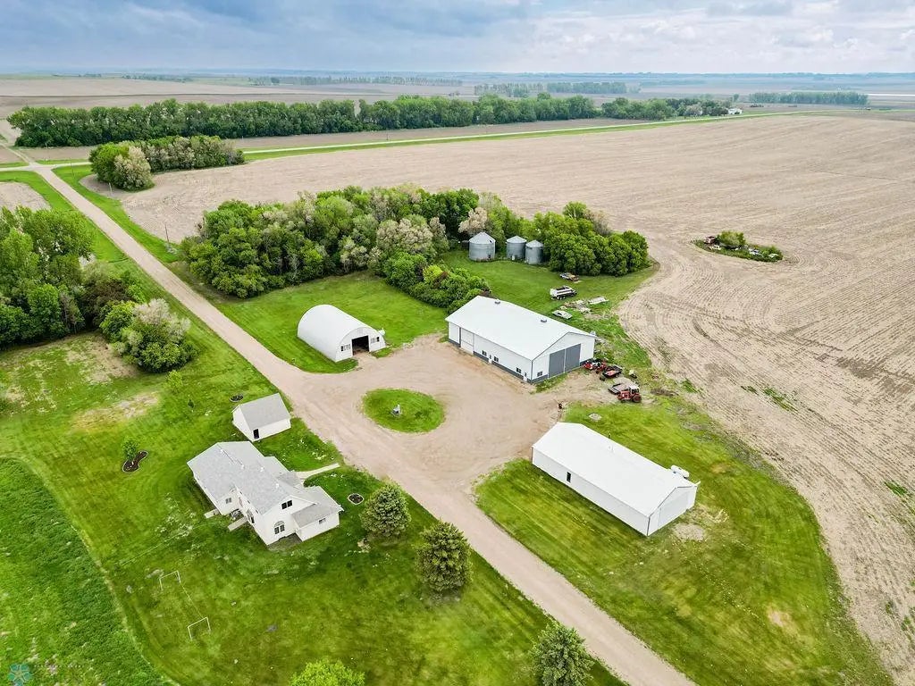 8221 117th Avenue Se, Crete