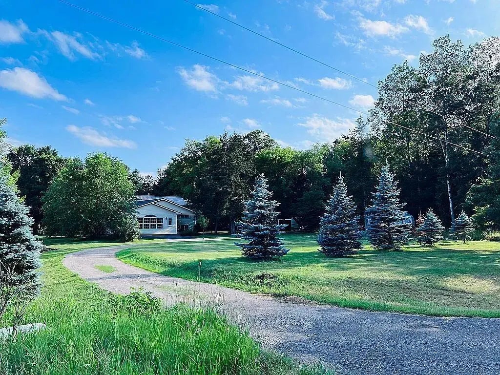 2120 Walden Boulevard Nw, Oak Grove