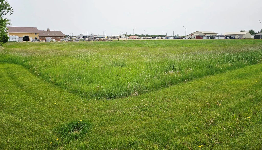 2401 Highway 12 E, Willmar