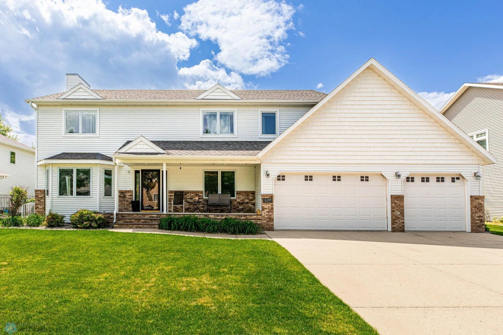 4408 Riverwood Drive N, Fargo