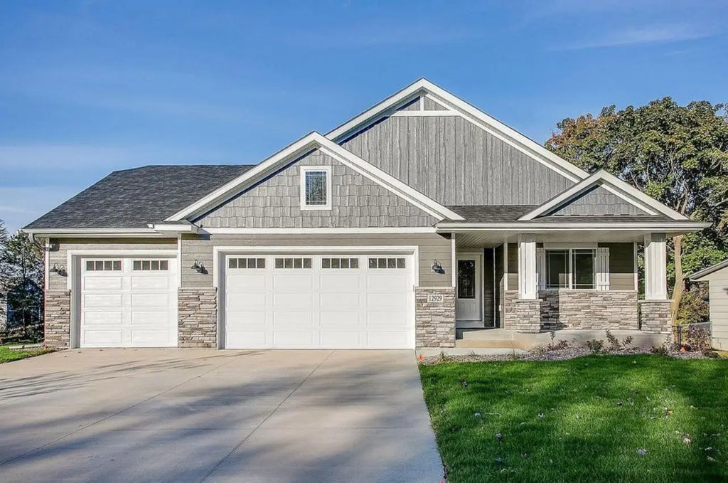 12620 Overlook Road, Dayton