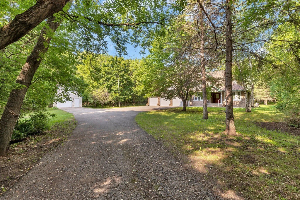 14856 Old Lake Road, Paynesville