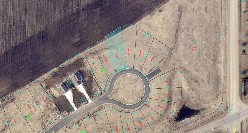 924 Three Lakes Court, Madison Lake