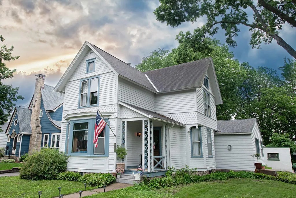 72 W Mill Street, Winona