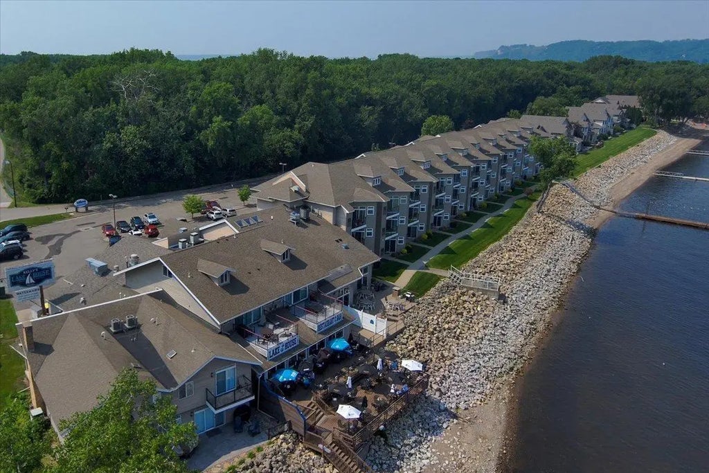 1702 N Lakeshore Drive 3, Lake City