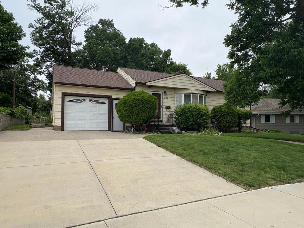 406 S Franklin Street, Glenwood