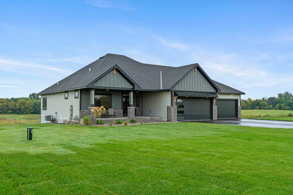 19811 Jennady Avenue, Spring Lake Twp