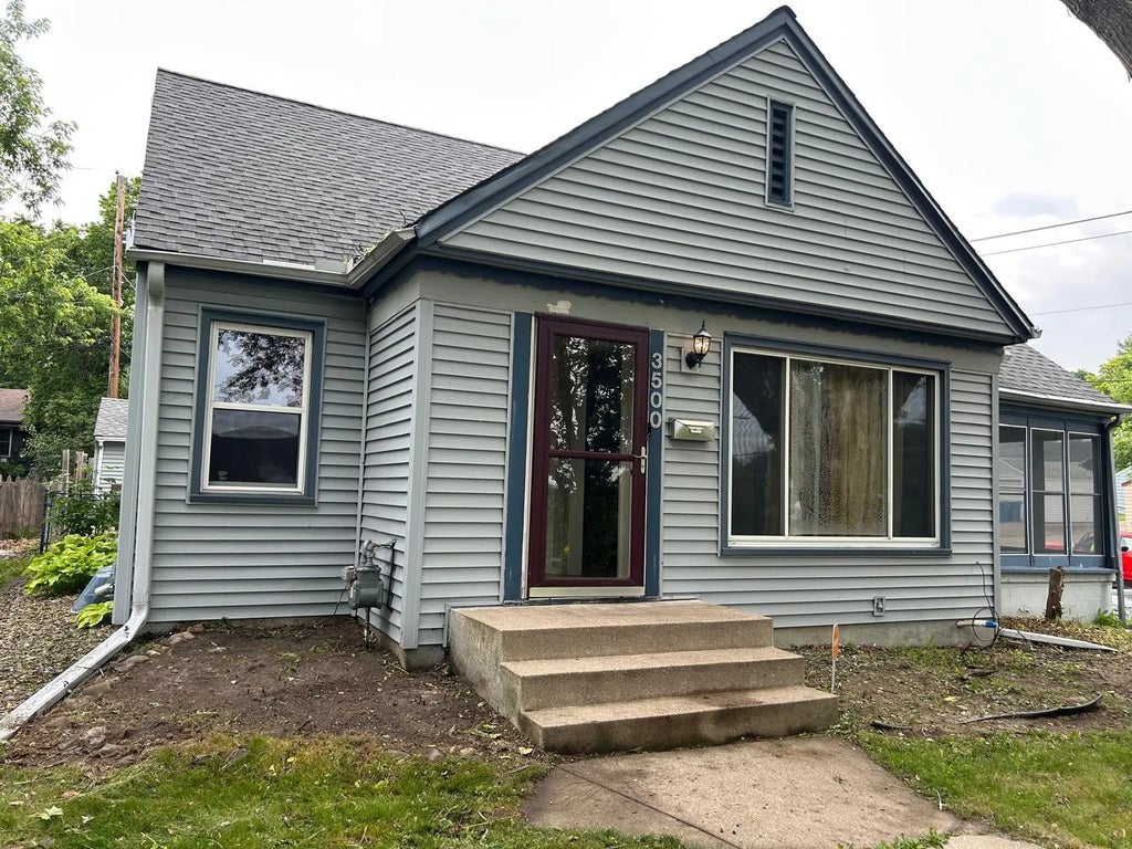 3500 Abbott Avenue N, Robbinsdale